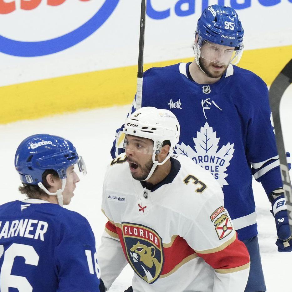 Panthers dismantle Leafs in Game 7, move onto third straight Eastern Conference final